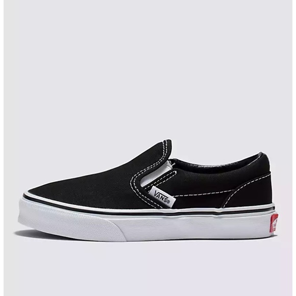 Vans Other - VANS Classic Slip-on shoes - Kids/Youth size 2.5
